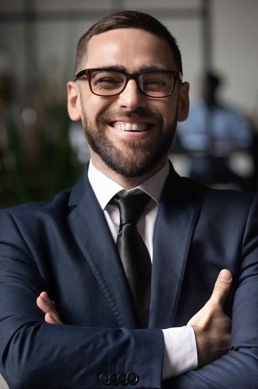 https://product37.webconnect.ge/wp-content/uploads/2020/08/team_05-850x1280.jpg